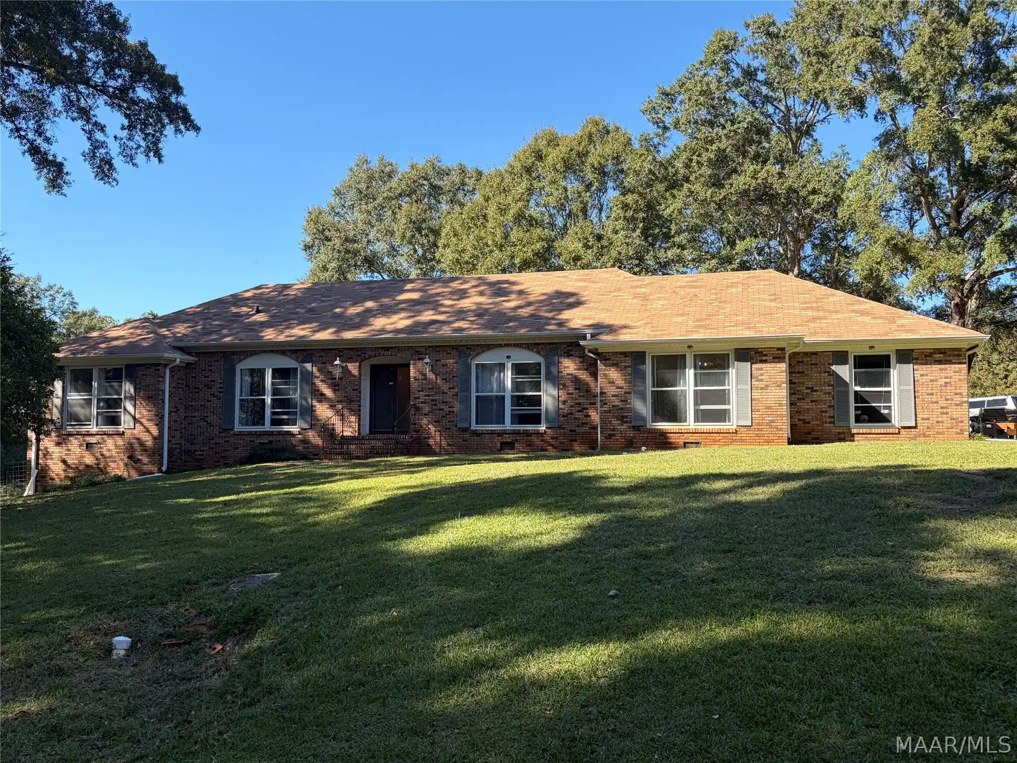 Photo 1 of Single family home for sale at 3 College Hts, Marion, AL 36756 | MLS# 591568 | Listing updated on 2026-10-29