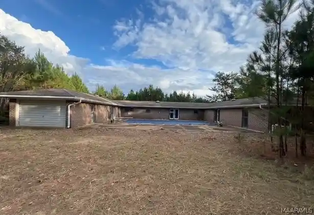 Single family home for sale at 6367 Redland Rd, Wetumpka, AL 36093 | MLS# 591606