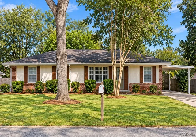 Photo 1 of Single family home for sale at 121 Odell St, Prattville, AL 36066 | MLS# 591643 | Listing updated on 2026-10-29