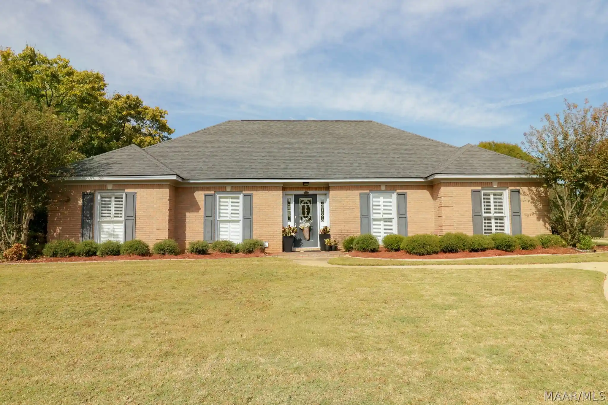 Photo 1 of Single family home for sale at 488 Towne Lake Pl, Montgomery, AL 36117 | MLS# 591680 | Listing updated on 2026-10-31