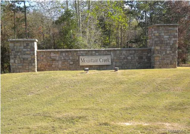 Homes for sale in Deatsville, AL | 2621 Hannah Dr, Deatsville, AL 36022 | MLS# 314040