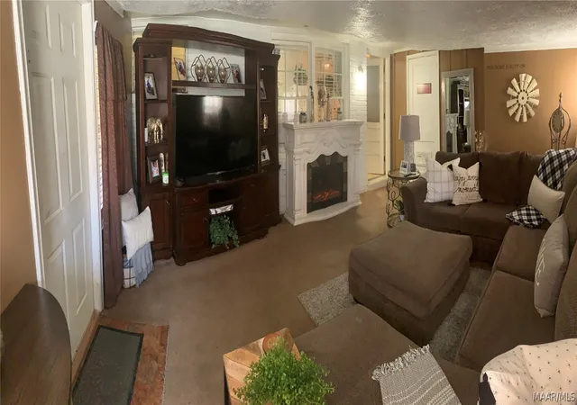 Photo 3 of Sale Pending at 1515 Marlowe Dr, Montgomery, AL 36116 | MLS# 469833 | Listing updated on 2024-09-30