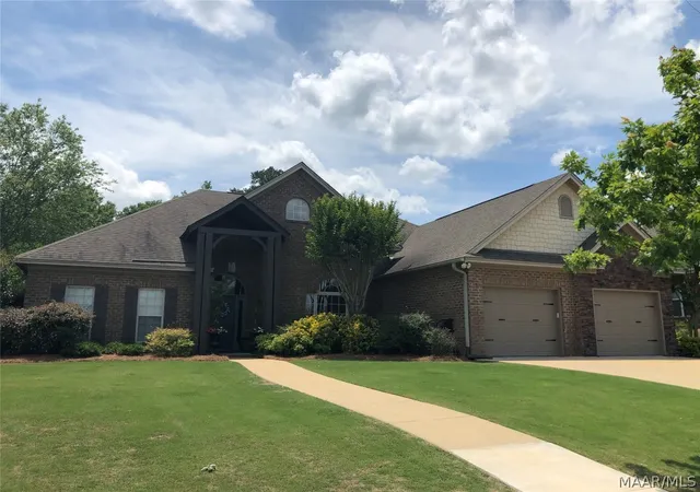 Photo 1 of Sale Pending at 5418 Sienna Cir, Montgomery, AL 36116 | MLS# 472146 | Listing updated on 2024-09-30