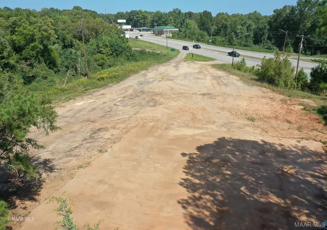3rd image of 3733 Hwy 43 S, Jackson, AL 36545 | MLS# 490848