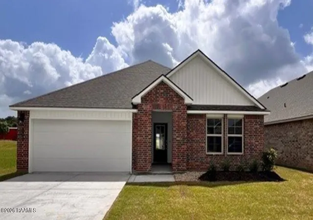 1st image of 140 Lake Ridge Dr, Broussard, LA 70518 | MLS# 2600002137