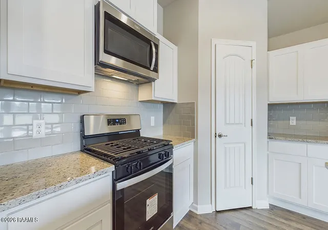 5th image of 140 Lake Ridge Dr, Broussard, LA 70518 | MLS# 2600002137