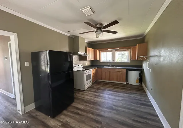 Homes for sale in Erath, LA | 306 S Severin St, Erath, LA 70533 | MLS# 2600003441