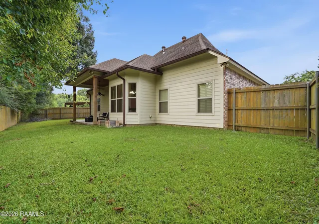 Homes for sale in Broussard, LA | 111 Dogleg Dr, Broussard, LA 70518 | MLS# 2600004152