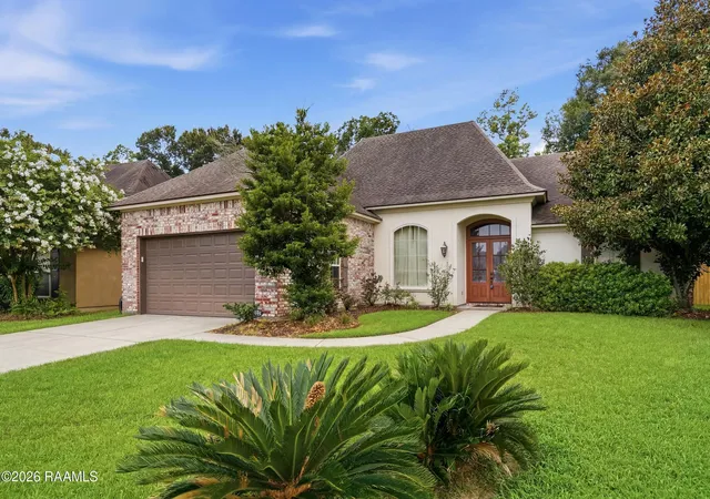 Homes for sale in Broussard, LA | 111 Dogleg Dr, Broussard, LA 70518 | MLS# 2600004152