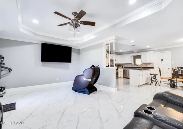Photo 2 of Single family home for sale at 108 Saint Margarite St, Lafayette, LA 70501 | MLS# 2500006351 | Listing updated on 2026-06-19