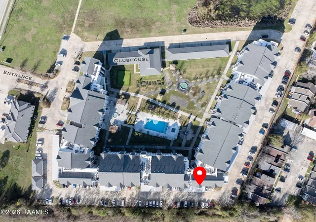 2nd image of 1521 Camellia Blvd, Lafayette, LA 70508