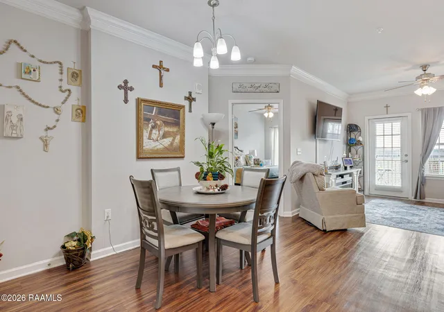 3rd image of 1521 Camellia Blvd, Lafayette, LA 70508