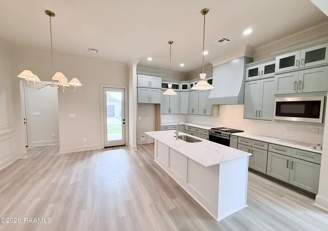 5th image of 122 Oak Village Dr, Scott, LA 70583 | MLS# 2600003201