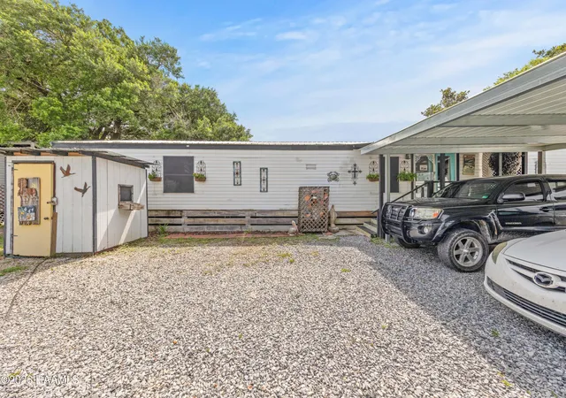 5th image of 2497 Atchafalaya River Hwy, Breaux Bridge, LA 70517 | MLS# 2600005777