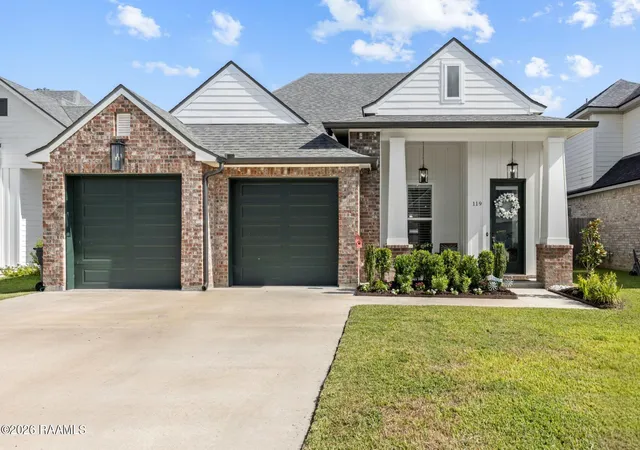 1st image of 119 Lakes Edge Dr, Broussard, LA 70518 | MLS# 2600007648