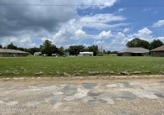 Photo 1 of Land for sale at Tbd Emerson Ln, Opelousas, LA 70570 | MLS# 24006250 | Listing updated on 2026-07-14