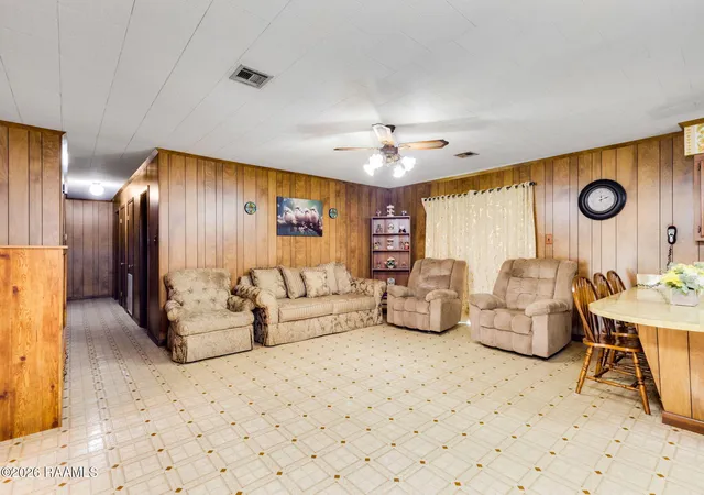 image of 6730 Chiasson Rd, Abbeville, LA 70510 | MLS# 2600006657
