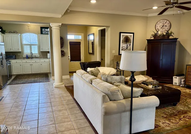 2nd image of 407 Hillbrooke Dr, Broussard, LA 70518 | MLS# 2600006010
