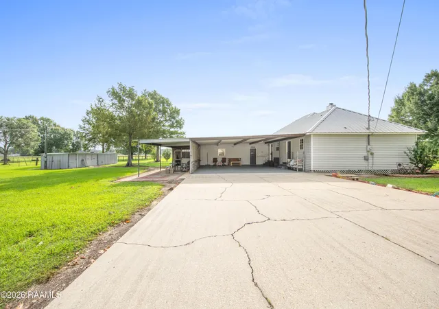 Homes for sale in Duson, LA | 850 Leblanc Rd, Duson, LA 70529 | MLS# 2600005823