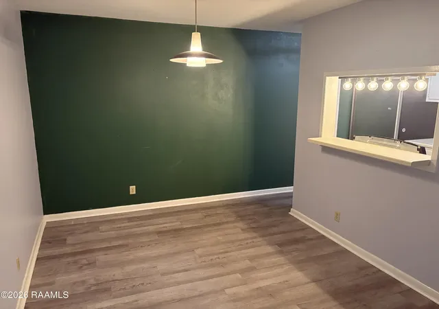 3rd image of 220 Doucet Rd #258h, Lafayette, LA 70503 | MLS# 2600007331