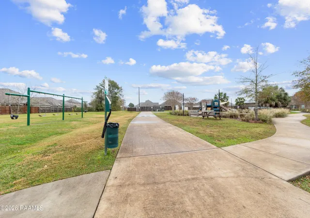 46th image of 535 Cautillion Dr, Youngsville, LA 70592 | MLS# 2600007501