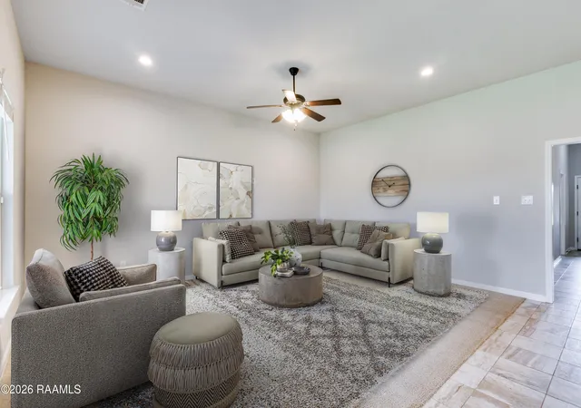 5th image of 211 Saint Faith St, Youngsville, LA 70592 | MLS# 2600006624