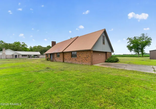 Homes for sale in New Iberia, LA | 4104 Norris Rd, New Iberia, LA 70560 | MLS# 2600004634