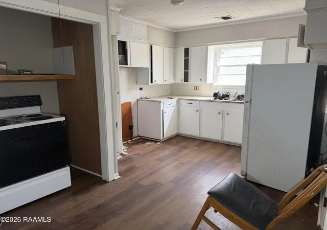 Photo 3 of Single family home for sale at 903 Chevis St, Abbeville, LA 70510 | MLS# 2600007764 | Listing updated on 2026-08-20