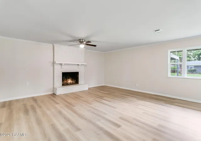 Photo 3 of Single family home for sale at 725 Harrell Dr, Lafayette, LA 70503 | MLS# 2600007328 | Listing updated on 2026-09-16