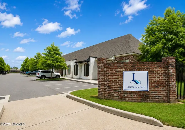 2nd image of 102 Rue Argenteuil, Lafayette, LA 70506 | MLS# 2600006155