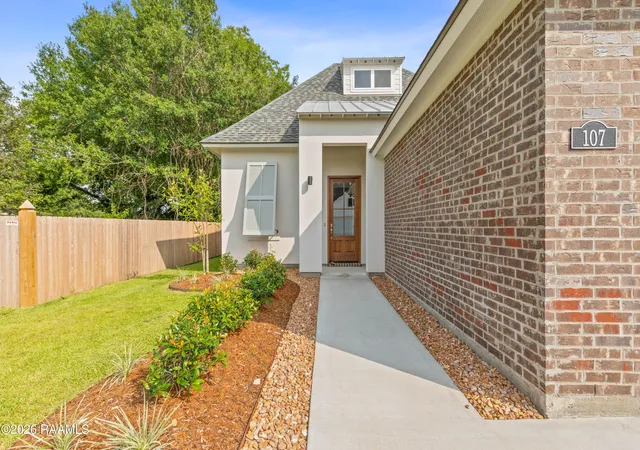 4th image of 107 Hamilton Parc Way, Lafayette, LA 70508 | MLS# 2500006151