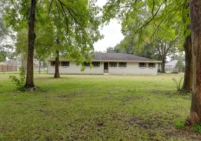 3rd image of 807 La Neuville Rd, Lafayette, LA 70508 | MLS# 18010422