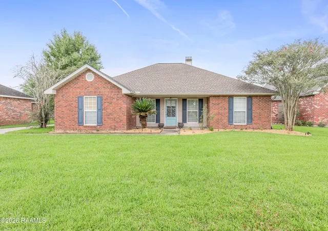 Photo 1 of Single family home for sale at 105 Kettle Ct, Broussard, LA 70518 | MLS# 2600007951 | Listing updated on 2026-09-08