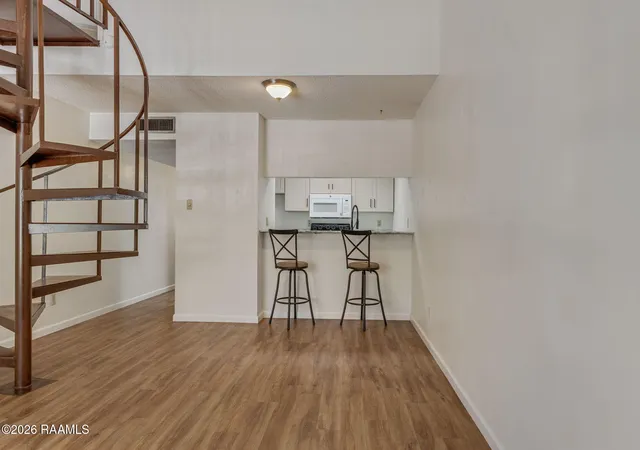 Photo 3 of Condo for sale at 300 Lozes Ave #1003, Lafayette, LA 70508 | MLS# 2600007050 | Listing updated on 2026-07-31