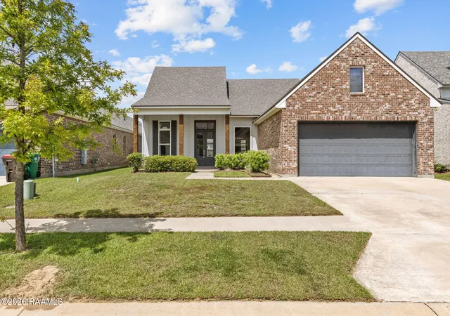 2nd image of 211 Treescape Dr, Lafayette, LA 70508 | MLS# 2500006275
