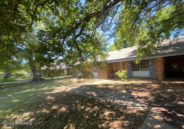 Homes for sale in Lafayette, LA | 307 E Butcher Switch Rd, Lafayette, LA 70507 | MLS# 2600006023