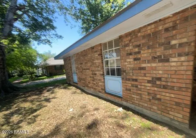 Homes for sale in Lafayette, LA | 307 E Butcher Switch Rd, Lafayette, LA 70507 | MLS# 2600006023
