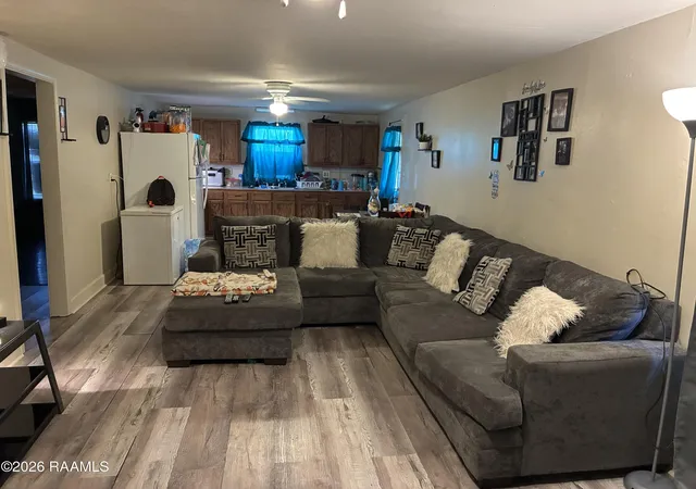 2nd image of 105 W Cedar St, Lafayette, LA 70501 | MLS# 2600007899