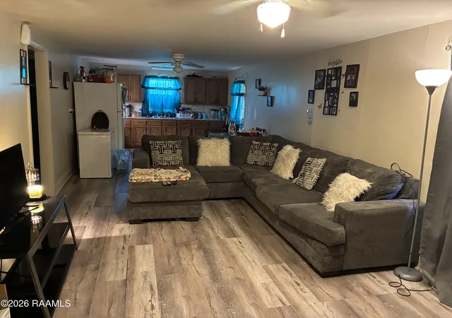 Photo 3 of Single family home for sale at 105 W Cedar St, Lafayette, LA 70501 | MLS# 2600007899 | Listing updated on 2026-08-25