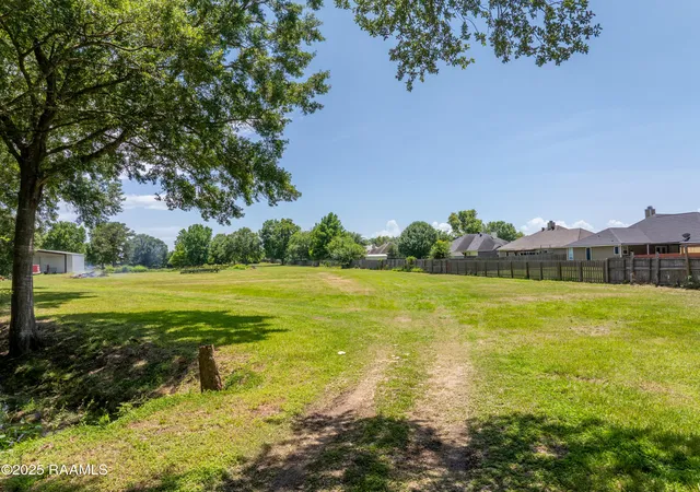 9th image of 100 Hidden Cypress Cvs, Broussard, LA 70518 | MLS# 2500000023