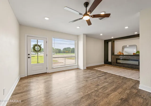 Photo 2 of Single family home for sale at 201 Brothers Rd, Scott, LA 70583 | MLS# 2600008121 | Listing updated on 2026-09-09
