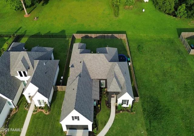 3rd image of 202 Ashgrove Ln, Youngsville, LA 70592 | MLS# 2600000449
