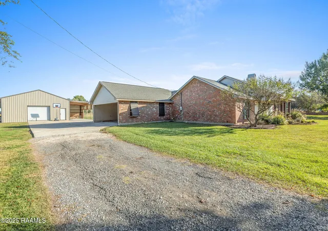 Photo 2 of Single family home for sale at 1976 Fournerat Rd, Eunice, LA 70535 | MLS# 2500004878 | Listing updated on 2026-09-02
