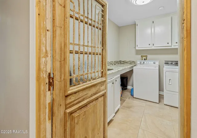 Photo 4 of Single family home for sale at 1976 Fournerat Rd, Eunice, LA 70535 | MLS# 2500004878 | Listing updated on 2026-09-02