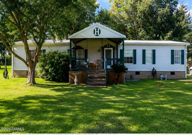 Homes for sale in New Iberia, LA | 7714 Fred Romero Rd, New Iberia, LA 70560 | MLS# 2600005696