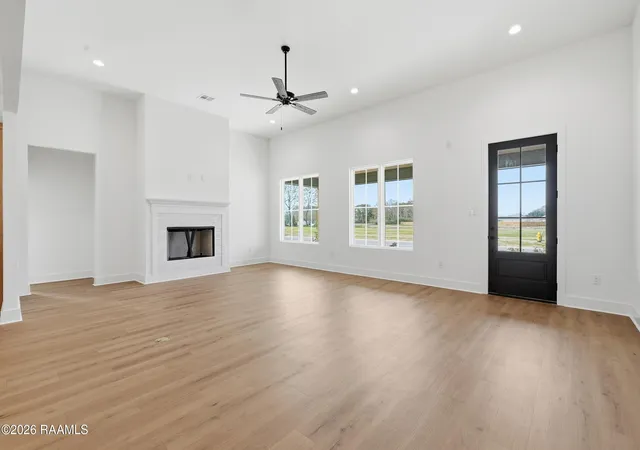 4th image of 111 Stapleton Dr, Carencro, LA 70520 | MLS# 2600000308