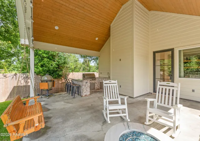 37th image of 108 Meadowbrook Dr, Broussard, LA 70518 | MLS# 2600006650