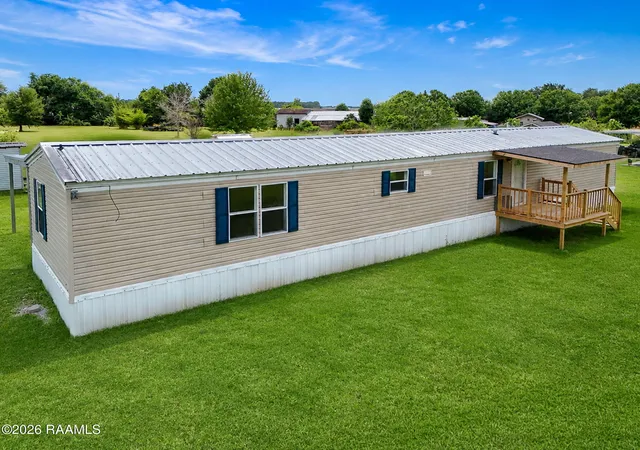 Homes for sale in New Iberia, LA | 2619 Grand Prairie Rd, New Iberia, LA 70560 | MLS# 2600004199