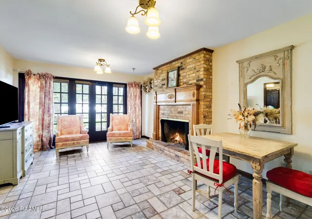 Photo 4 of Single family home for sale at 601 Cambridge Dr, Lafayette, LA 70503 | MLS# 2600007689 | Listing updated on 2026-08-31
