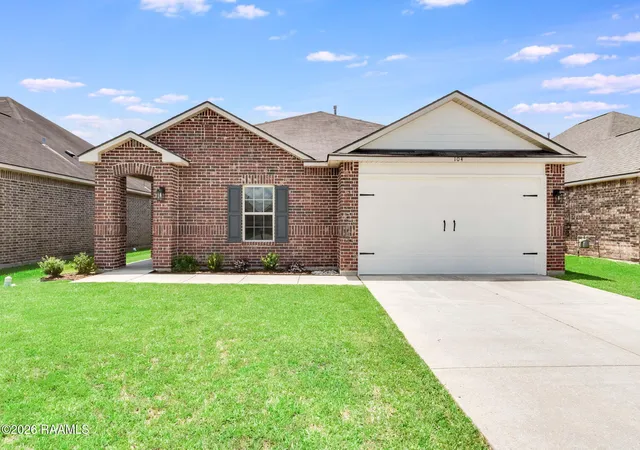 Homes for sale in Rayne, LA | 104 Cascade Rd, Rayne, LA 70578 | MLS# 2600006320